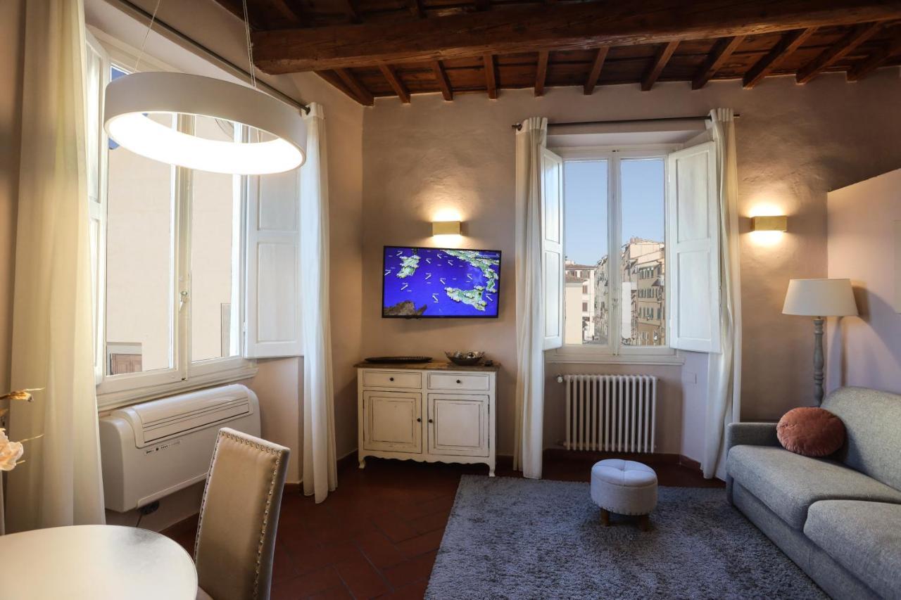 Santo Spirito - Elegante Appartamento In Pieno Centro Флоренция Экстерьер фото