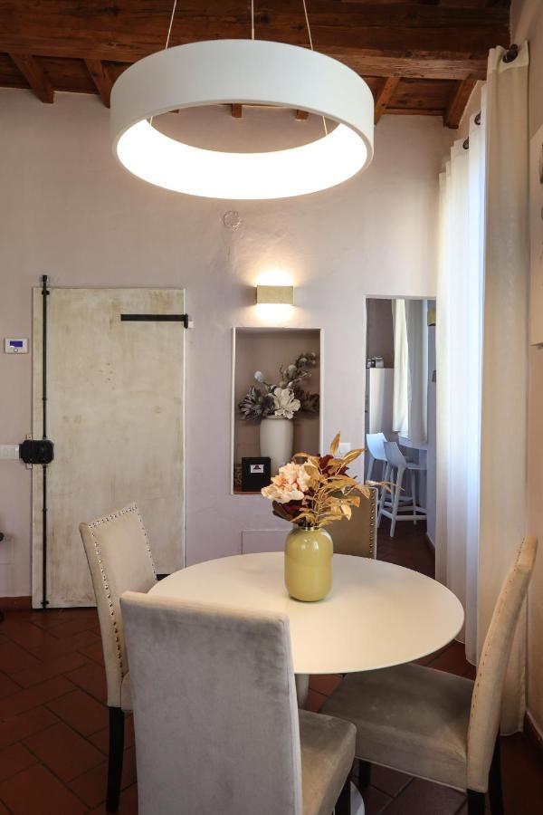 Santo Spirito - Elegante Appartamento In Pieno Centro Флоренция Экстерьер фото