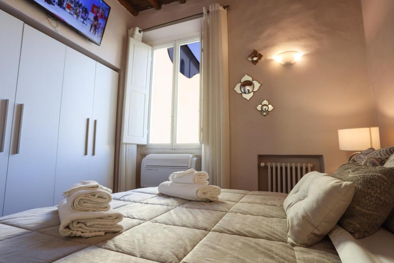 Santo Spirito - Elegante Appartamento In Pieno Centro Флоренция Экстерьер фото