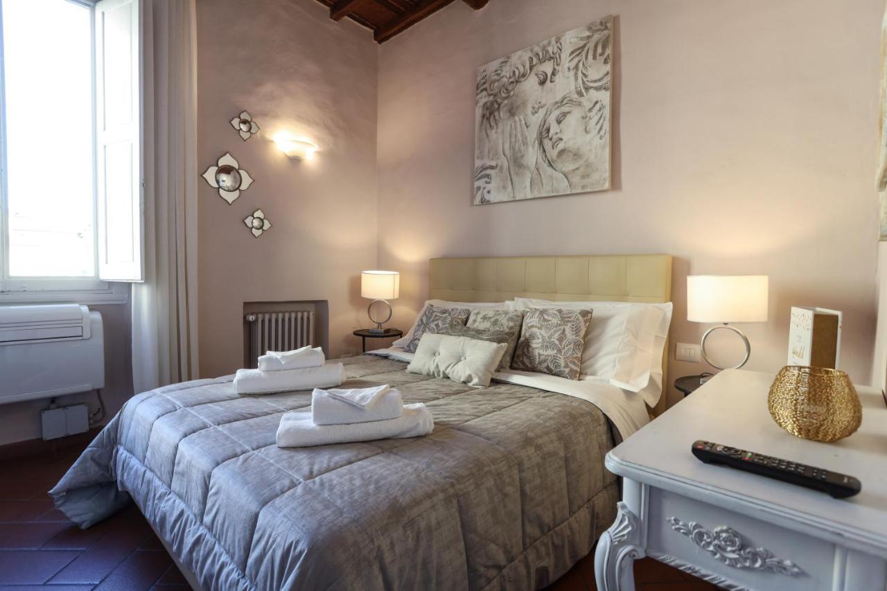 Santo Spirito - Elegante Appartamento In Pieno Centro Флоренция Экстерьер фото